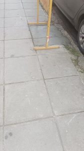 επισκευές στο πεζοδρόμιο 2 
